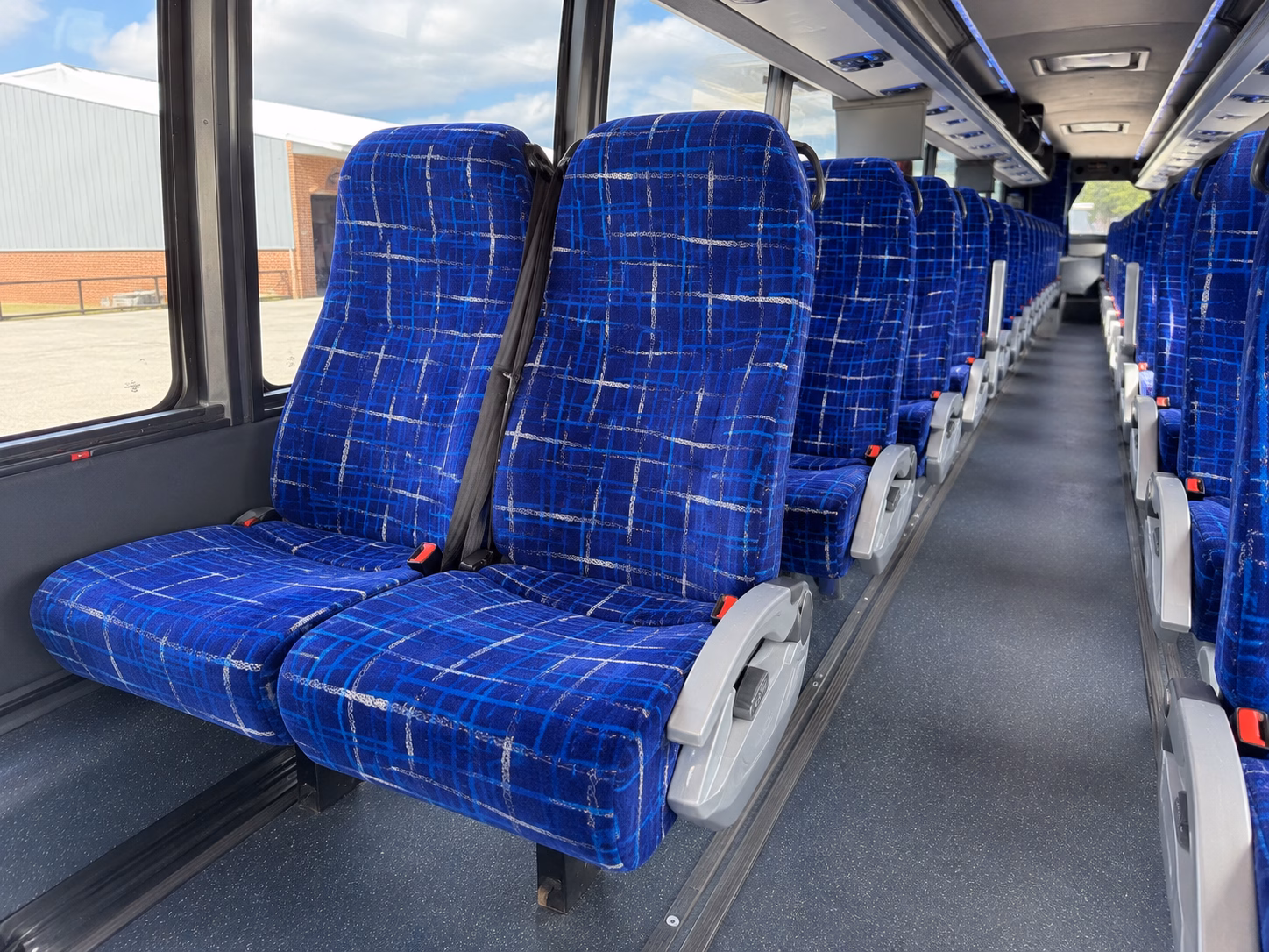 cactus league spring training buses from chandler to valley ballparks