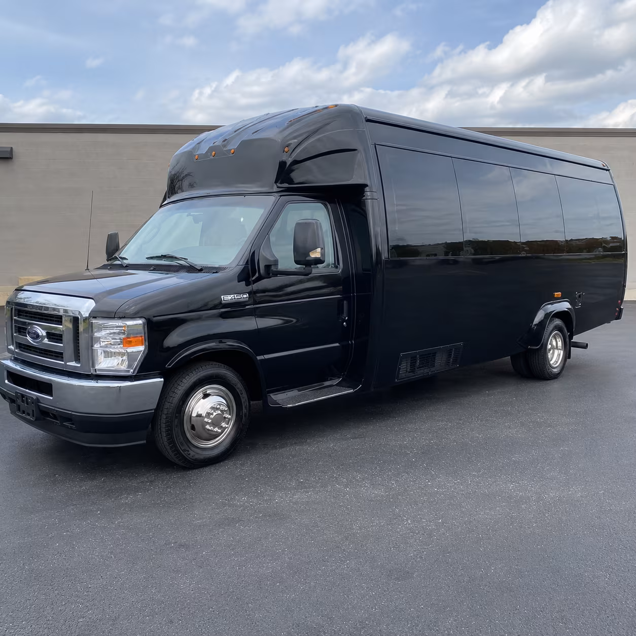 gila river resorts casinos wild horse pass party bus rental