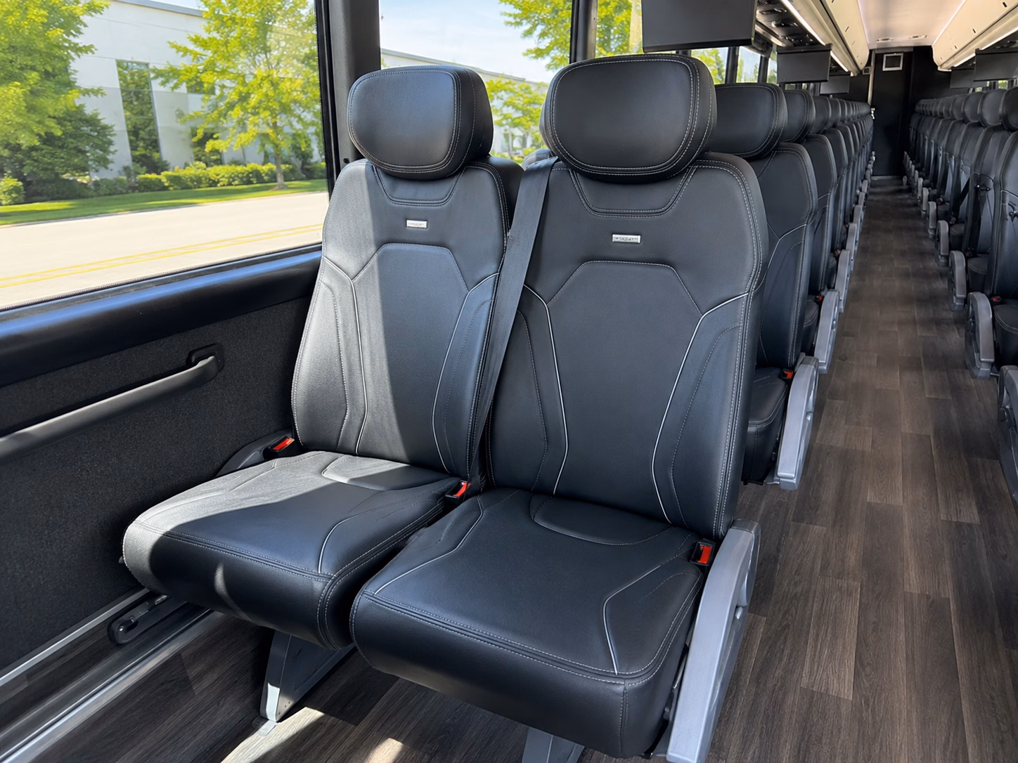 wedding guest shuttle buses between chandler hotels and your venue